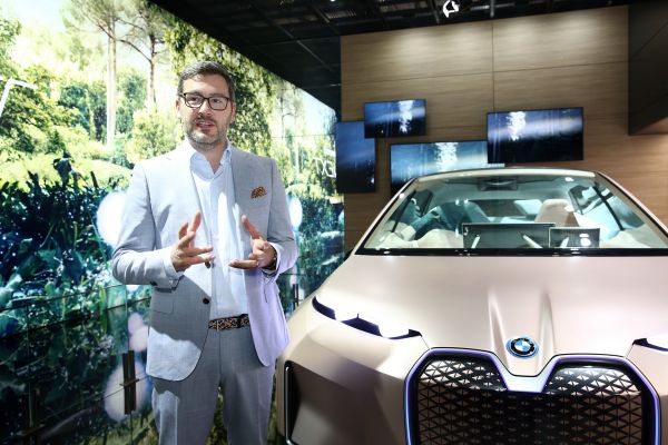 BMW Vision iNEXT中国首发，聚焦自动驾驶