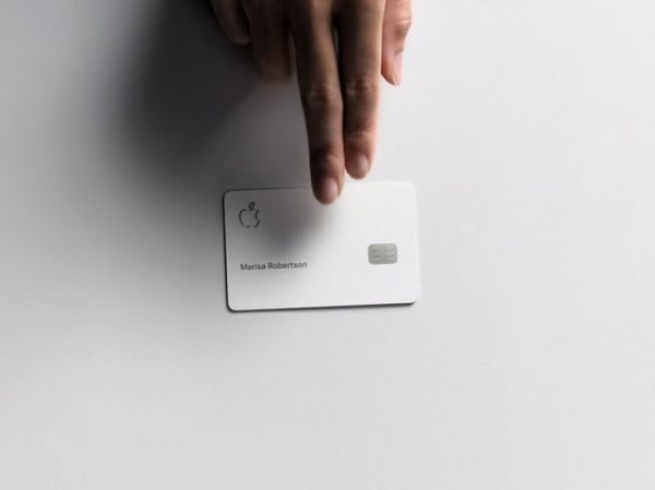 借助Apple Card，苹果准备转型做“小银行”