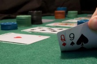 第三代AI赌神：在六人桌德扑中胜过5个人类顶尖高手