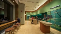 星巴克开全新外带门店;Lady Gaga个人彩妆成亚马逊独销品牌;瑞幸发布新茶饮|一周消费新闻Vol.43