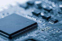 8点1氪 | 拼多多一二线城市消费占比48%;阿里速卖通接入俄社交媒体VKontakte;亚马逊最大园区在印度上线