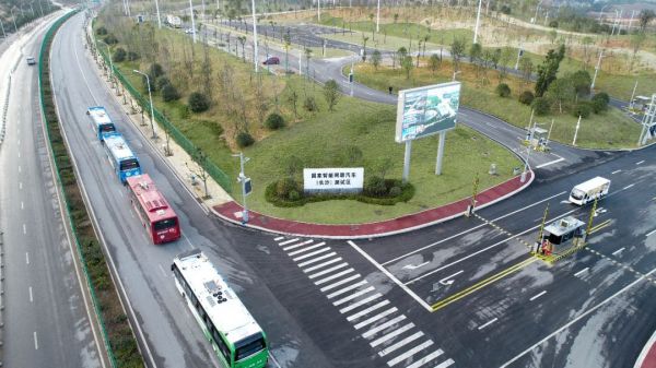 自动驾驶遍地开花，哪个城市最有潜力成为中国的“凤凰城”？