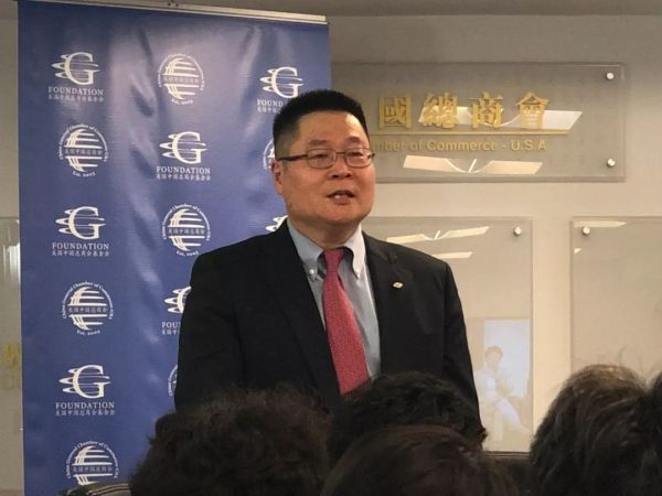 对话福耀北美CEO刘道川：治理《美国工厂》的三大经验