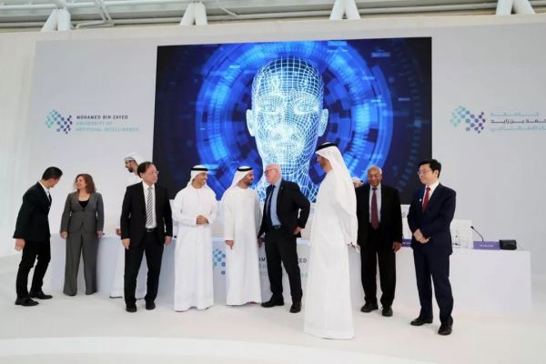 阿联酋成立全球第一所AI大学，明年9月开课，与清华关联紧密
