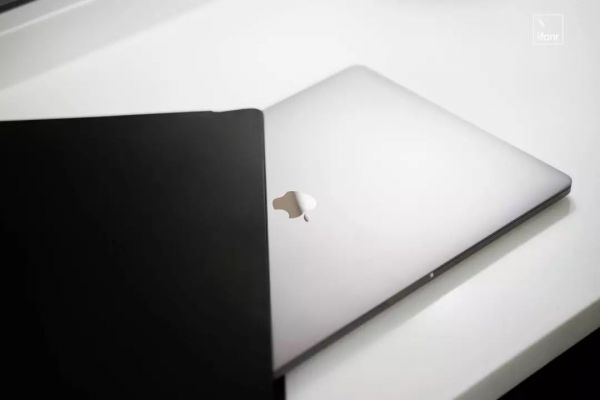 16 英寸 MacBook Pro 上手体验：苹果重新拥抱专业级用户