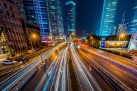 少数派的未来猜想 | 一路绿灯、AI破案、政务跑0次,智慧城市“驶入高速”
