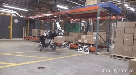 最生动的机器人终于要上市了，它能干嘛？