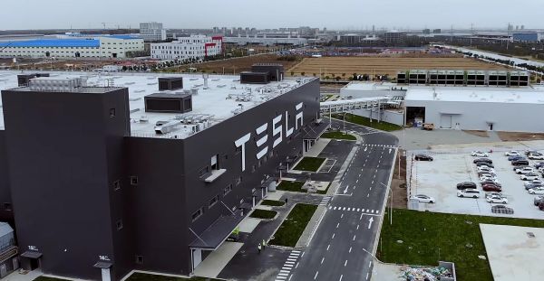 特斯拉上海电池生产设施将完工 Model 3已组装超百辆