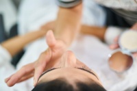 怎么整才好看?整形外科医生正在使用AI评估容貌