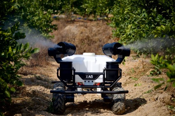 「极飞科技」发布农业机器人与农场管理系统，想推动农业智能化转变