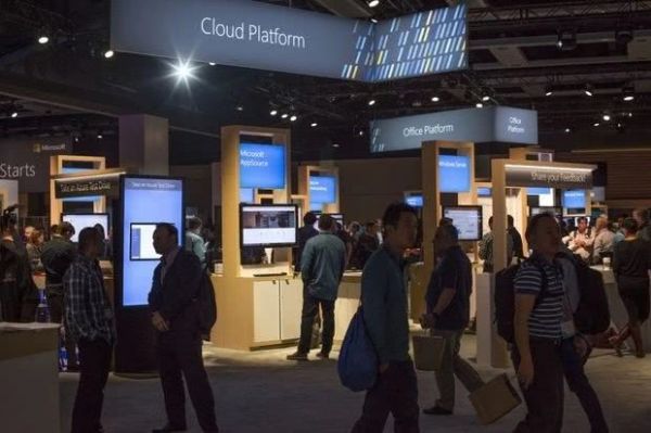 微软来势汹汹，亚马逊还能守住自己的云计算优势吗？