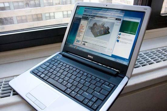 跑Windows7Starter的上网本。图片来源：Gizmodo。