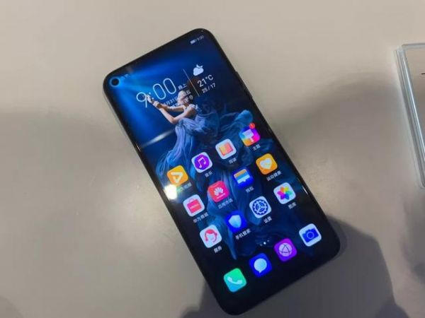 中国手机的2019：华为下沉、OV求变、小米补课