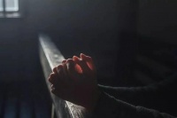 华人病毒学家:再坚持几天,现在是黎明前的黑暗