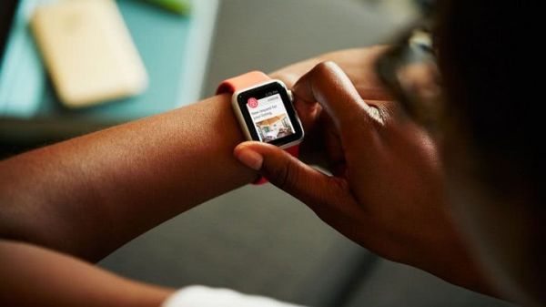 专利申请显示苹果在研制配置Touch ID指纹扫描仪的智能手表