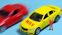 疫情阴影下的网约车：司机收入锐减五分之四