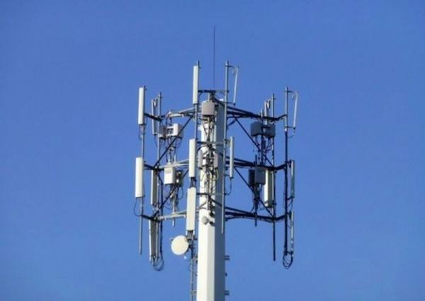 55万个基站，全球最大5G网开建，三大运营商已开足马力