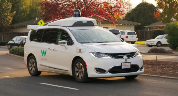 美国疫情升级，Waymo 暂停旗下所有服务