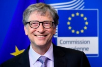 比尔·盖茨公开信：新冠病毒疫情提醒我们“人人平等”
