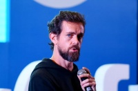 Twitter首席执行官宣布捐赠10亿美元用于全球抗疫