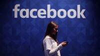 Facebook开始为“政治不正确”付出代价