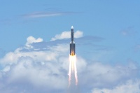 外交部回应天问一号:宇宙完全容得下各国共同探索