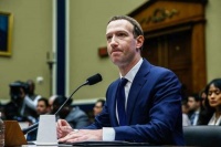 扎克伯格证词:Facebook并没有因为过大而变坏