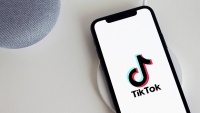 TikTok官号发布“稳定军心”视频:给TikTok社区的一封信
