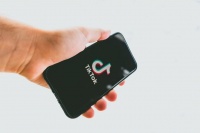 美法官:政府要么推迟TikTok禁令,要么来法庭辩护