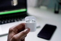 AirPods 最大的创新，其实是革新了耳机交互