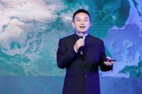 携程梁建章:21岁携程的新战略“深耕国内,心怀全球”