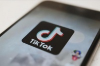 美法官阻止TikTok禁令在11月12日生效 外交部回应