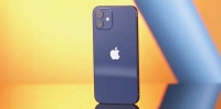 为什么 iPhone12的蓝色有种“塑料感”?
