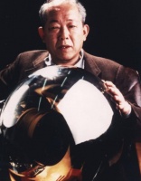 小柴昌俊逝世：他是非典型学渣，却证明了星星如何爆炸