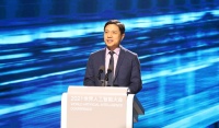 直击WAIC 2021 | 百度创始人李彦宏:智能汽车未来更像机器人,百度汽车将在2023年面世