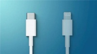 改用 USB-C 板上钉钉！iPhone 15 若限充电速度或违法