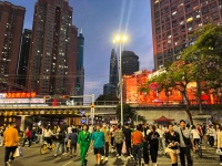 失落深二代:我和多数深漂一样,躺不平也卷不动
