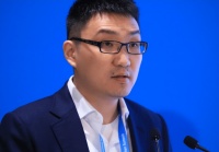 拼多多的年利润突破300亿,刘强东成为大输家,黄峥成为了大赢家