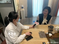 没有电话卡和支付软件的手机,八岁小孩却用其在“蛋仔派对”上充值近两万