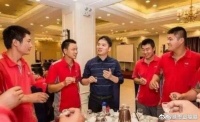 跟随刘强东18年的第一个员工如今怎么样了?