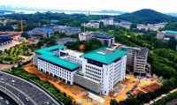 雷军捐9999.9999万元在武汉大学建的楼……