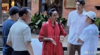 马云现身尼泊尔旅行考察，拒绝与国人拍照，却与当地人合影引热议