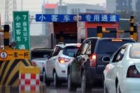 “憋坏”了的年轻人，撑起千万租车自驾市场