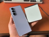摸了一上午三星Z Fold5和Z Flip5,满满的高级感