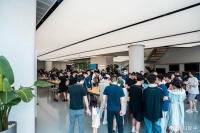 这届华为，主打的就是措手不及