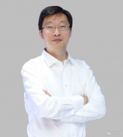 联通数科CTO杨海明：行业大模型用特色场景让AI能力无处不在