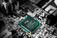 吵起来了!AMD高管出言讽刺,英特尔代工业务“注定失败”?