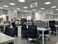 价格暴跌!知名品牌被曝欠薪,公司最新回应