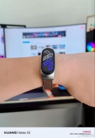 反正但凡你要是想用Apple Watch,那你就必须得用iPhone……