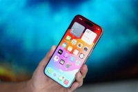 建议iPhone 15系列升级!苹果iOS 17.1.1正式版发布:修复车内无线充电Bug